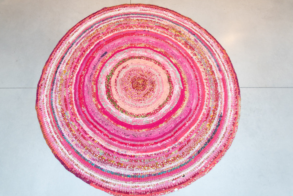 Rug Tropical Peacock Round Large 10