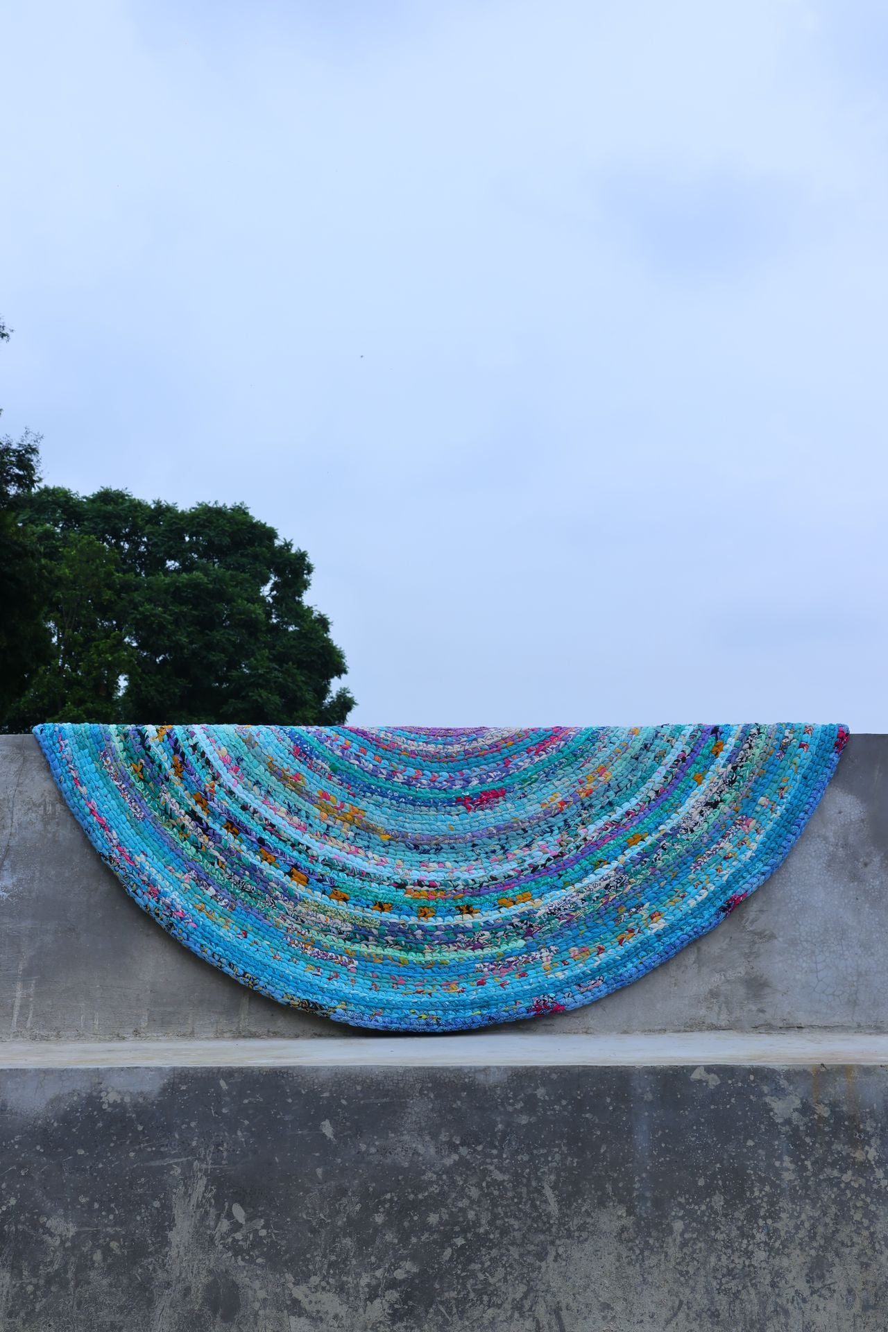 Bright Starling Rug Round Large 0038 BIS