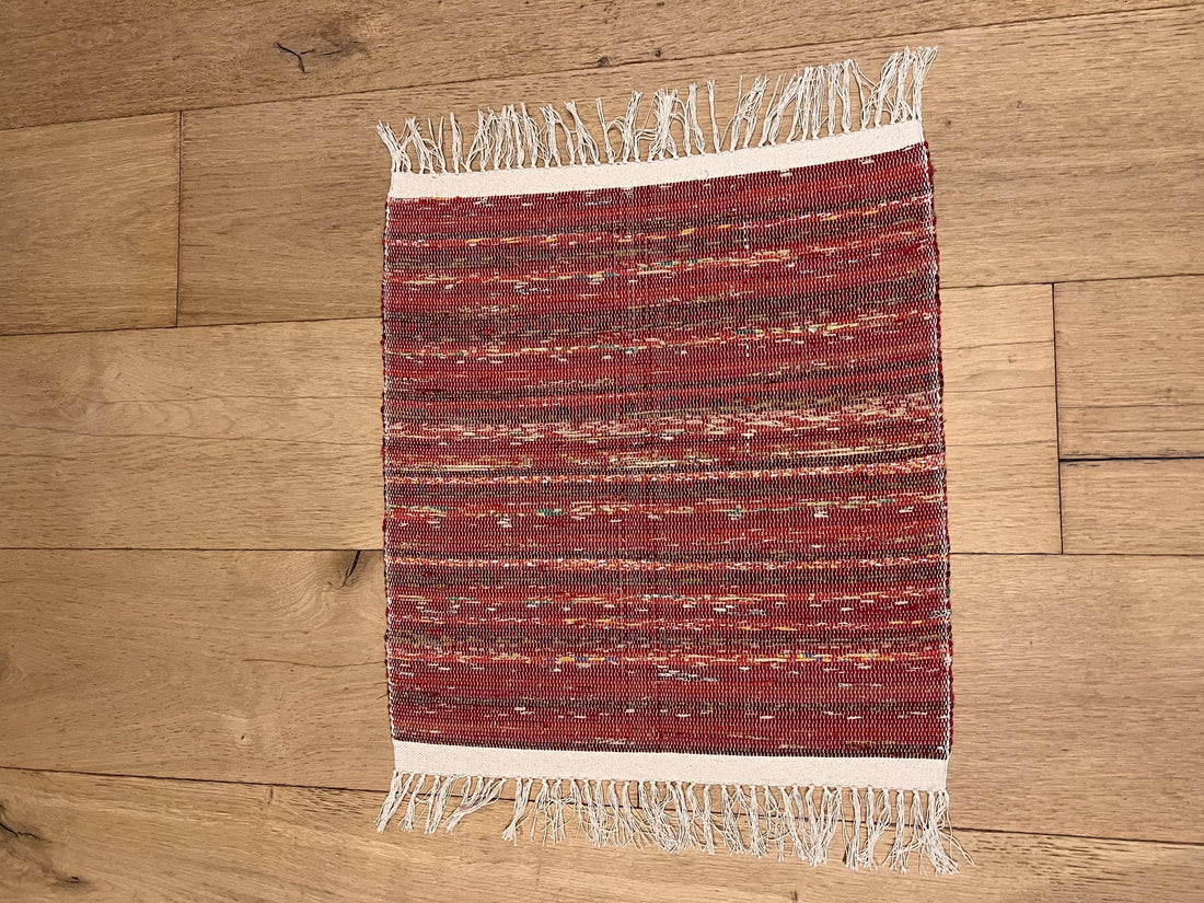 New Handwoven Sari Toiletmat -(Red Flame)