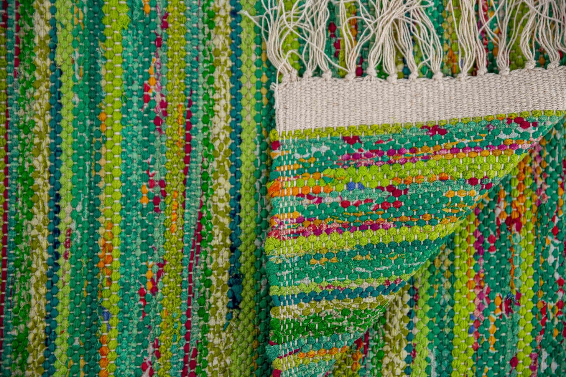 New Handwoven Sari Bathmat -(Green Glow)